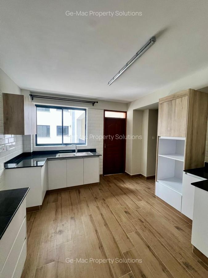 3 Bed Apartment with En Suite at Mandera Rd - 11