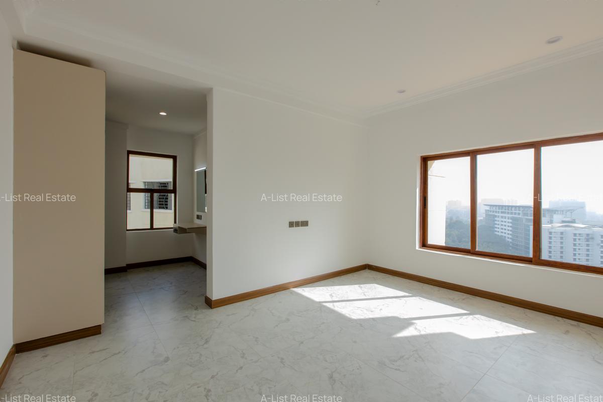 3 Bed Apartment with En Suite at Mandera Road - 3