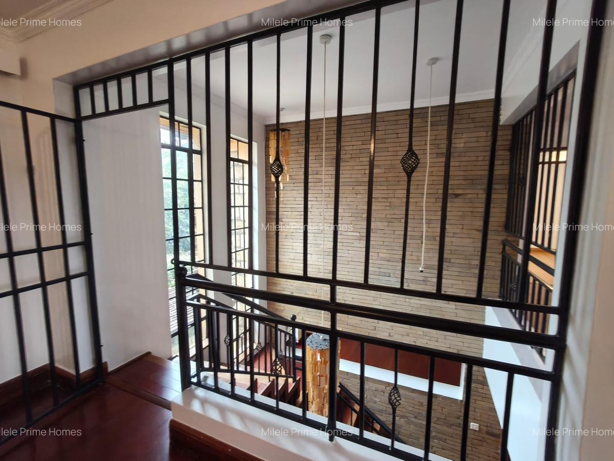 4 Bed Villa with En Suite at Kitisuru - 11