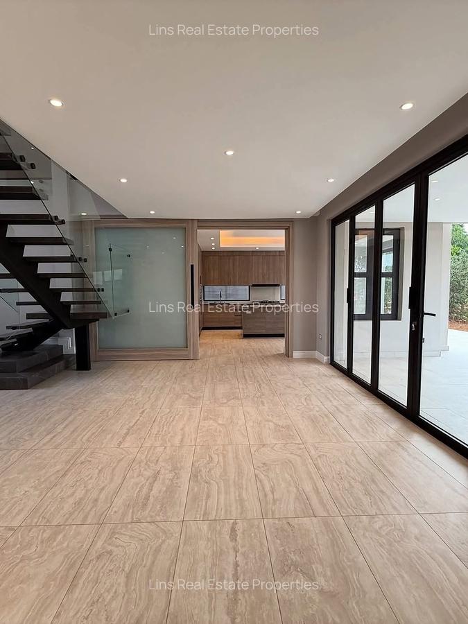 4 Bed Townhouse with En Suite in Runda - 11