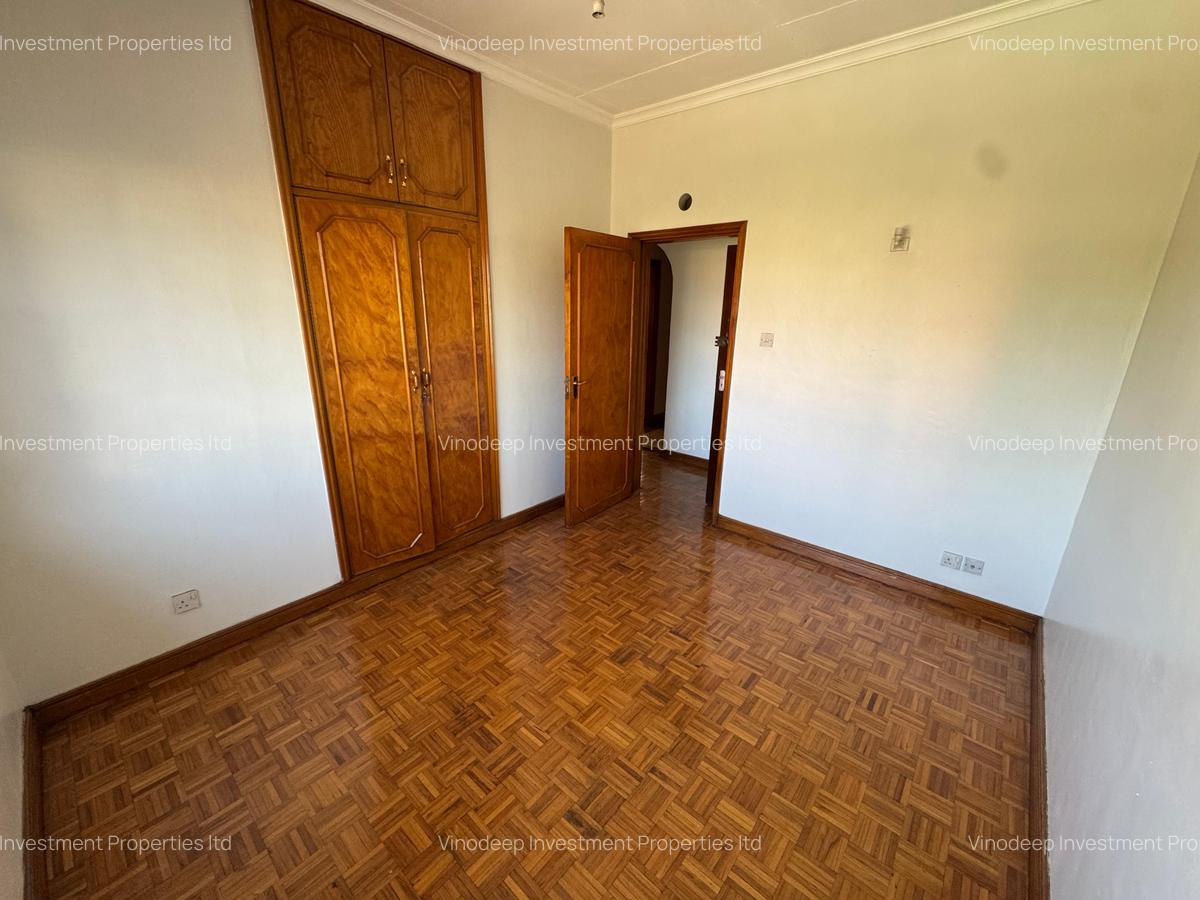 900 ft² Commercial Property with Parking at Old Waiyaki Way - 4