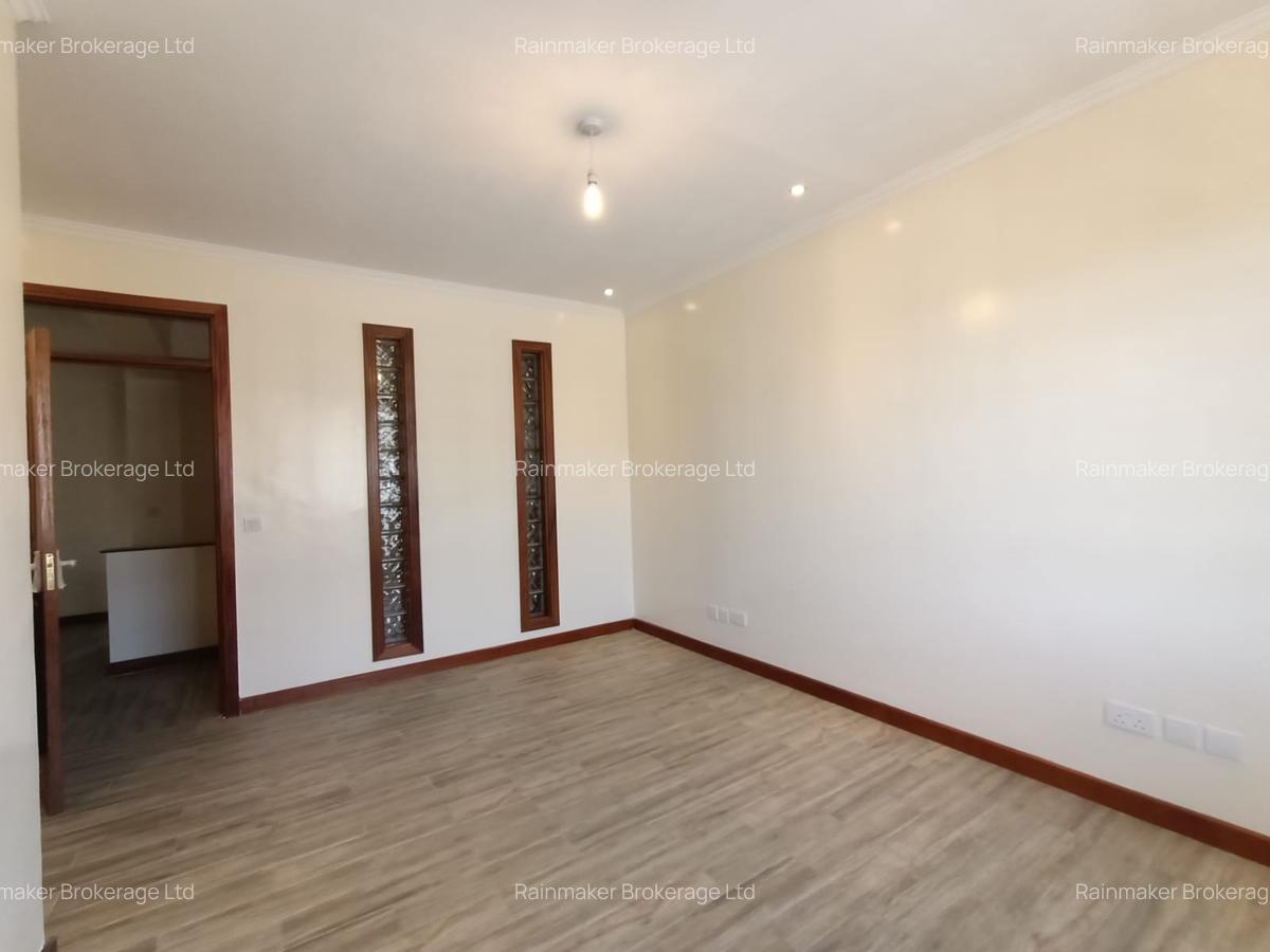 5 Bed House with En Suite in Ruiru - 4