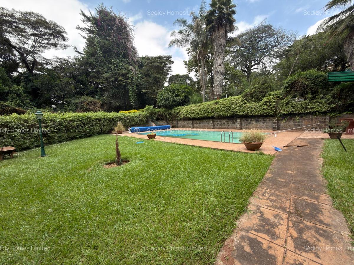 8 Bed House with En Suite in Muthaiga - 2