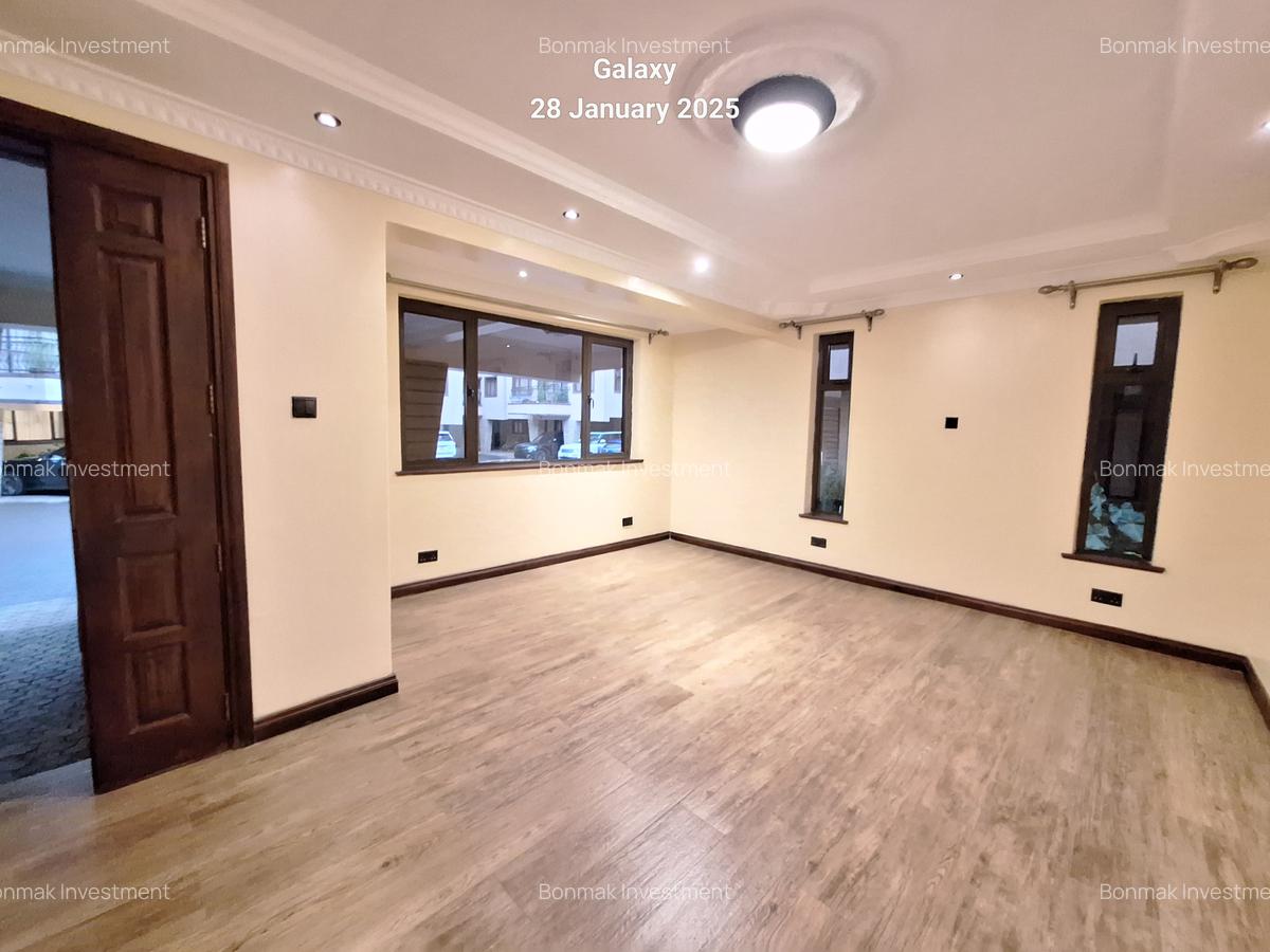 4 Bed Townhouse with En Suite at Off James Gichuru - 18