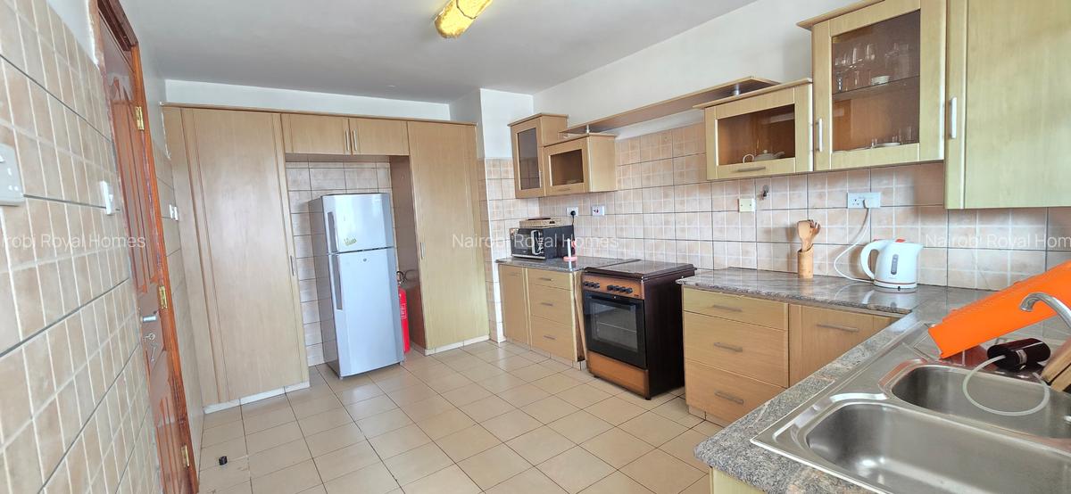 Furnished 2 Bed Apartment with En Suite at Sports Road - 17