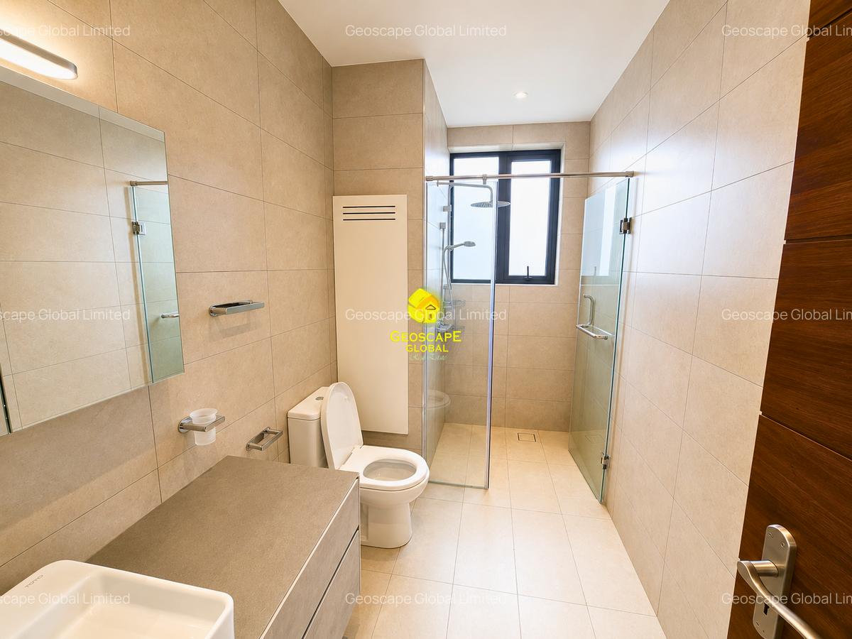 Furnished 2 Bed Apartment with En Suite in Rosslyn - 3