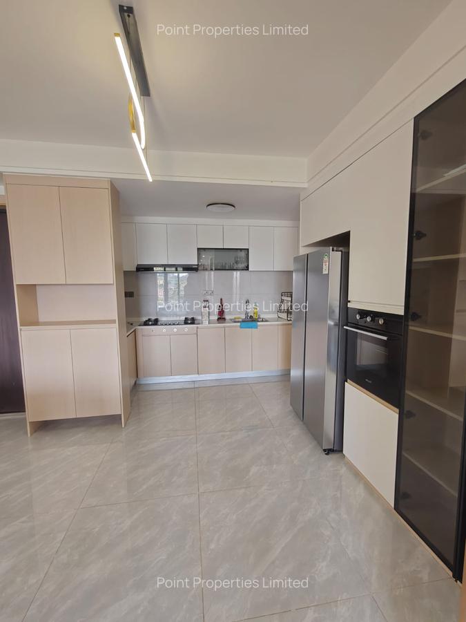 Furnished 3 Bed Apartment with En Suite in Riverside - 3