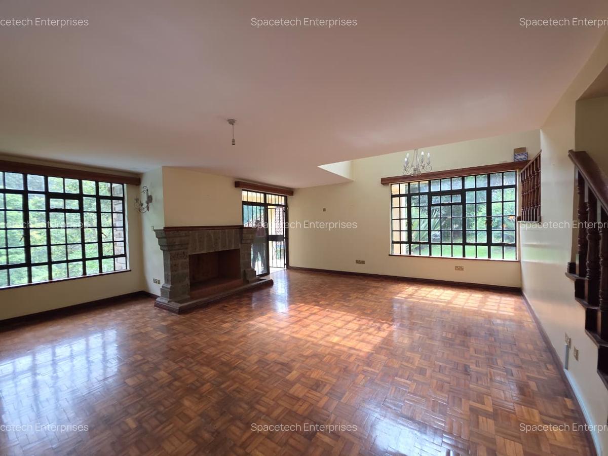 4 Bed Townhouse with En Suite in Kitisuru - 15