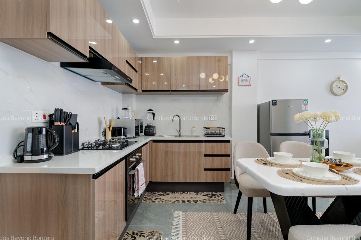 Serviced 2 Bed Apartment with En Suite at Riverside Drive - 9