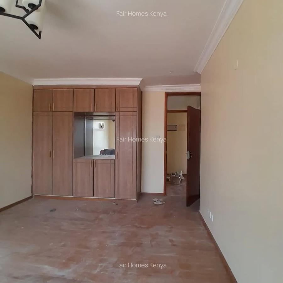 5 Bed Townhouse with En Suite at Amboseli Road - 13