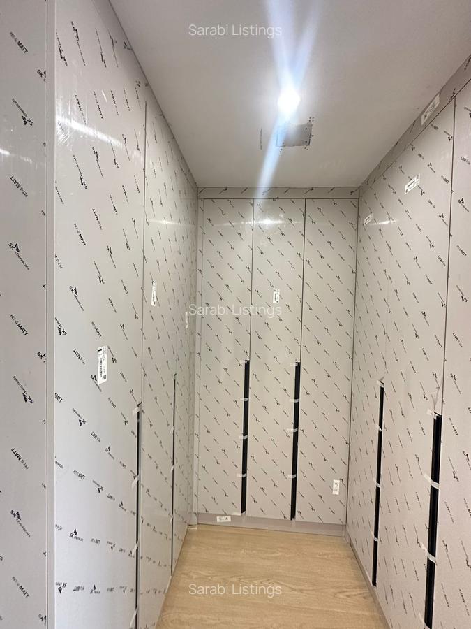 3 Bed Apartment with En Suite in Riverside - 9