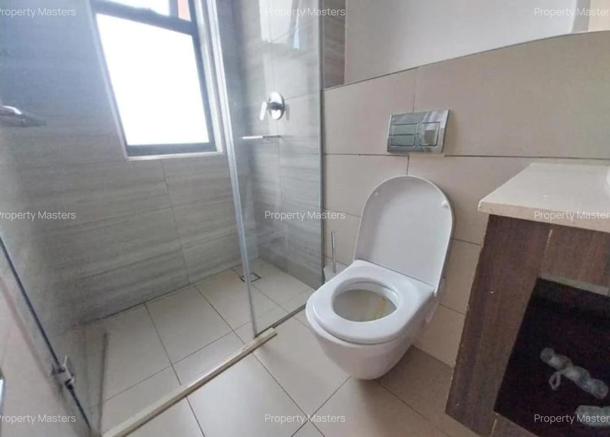 4 Bed Villa with En Suite at Garden Estate Road - 15