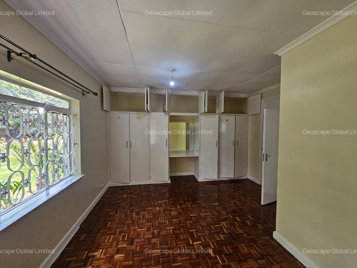 4 Bed House with En Suite in Gigiri - 8