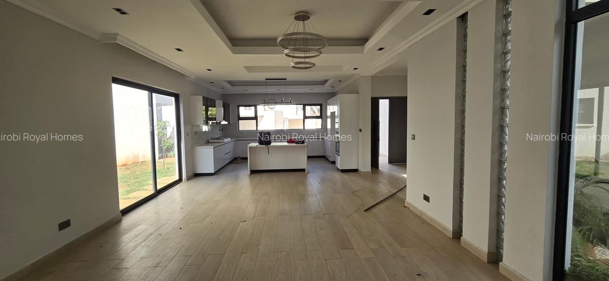 5 Bed Townhouse with En Suite at Lavington Green - 15