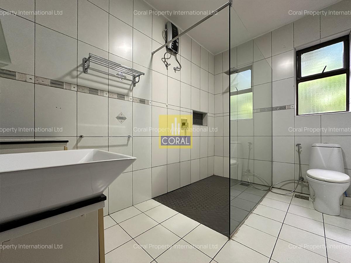 5 Bed Apartment in Rhapta Road - 14