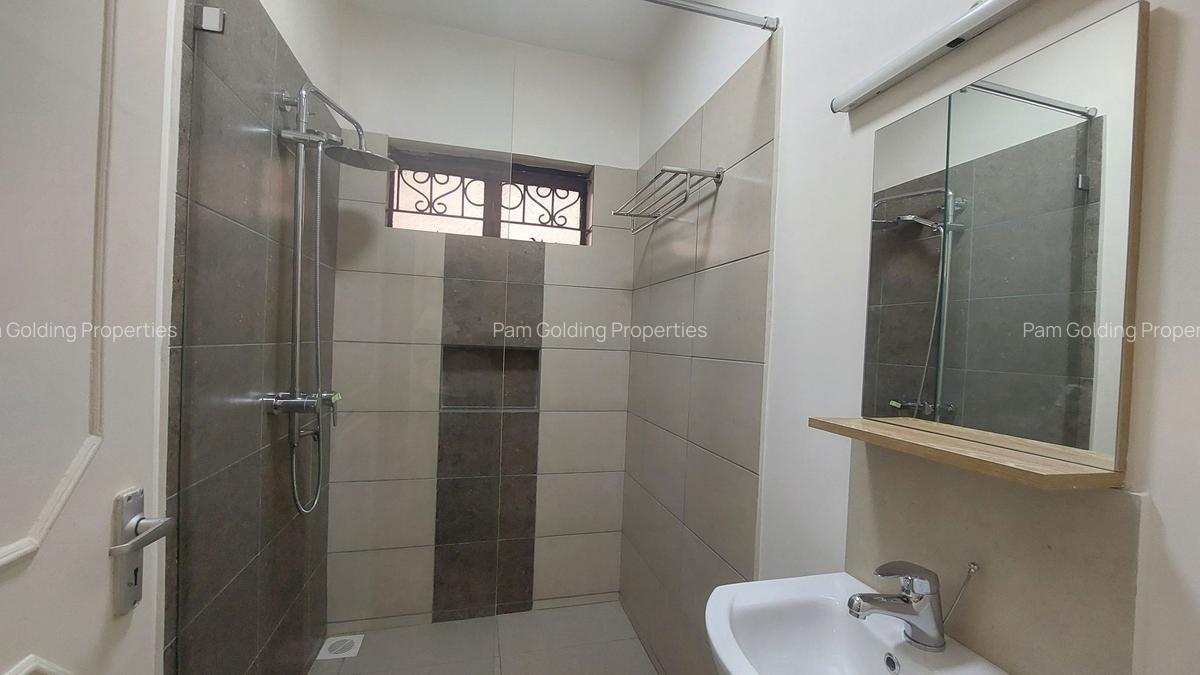 3 Bed Apartment with En Suite in Kileleshwa - 8