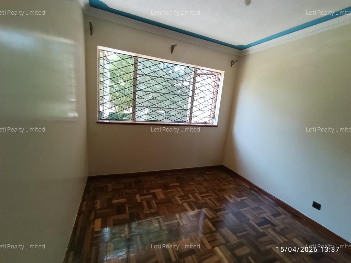 Commercial Property with Service Charge Included in Kilimani - 3