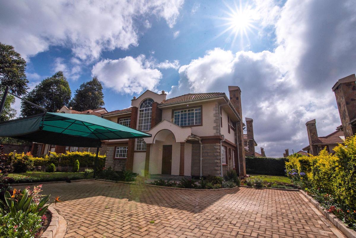 4 Bed Townhouse with Garden in Kiambu Road - 16