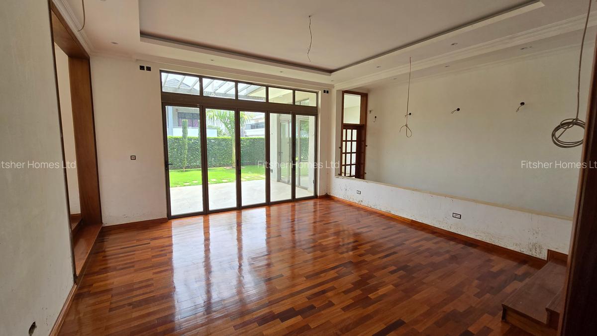 4 Bed House with En Suite in Kiambu Road - 8