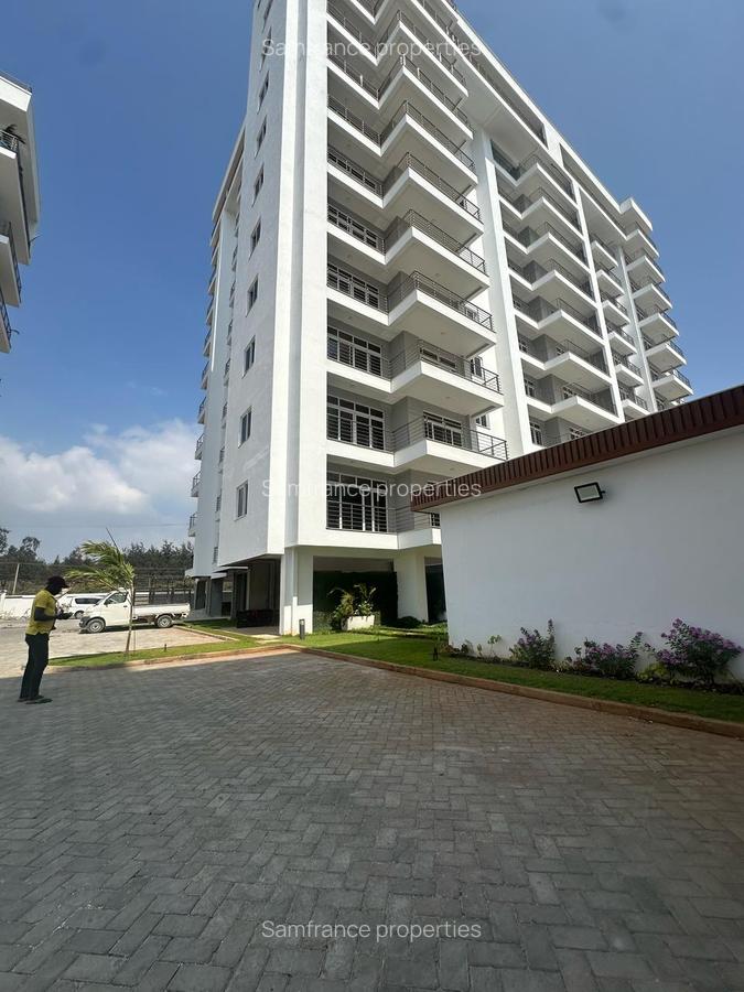 2 Bed Apartment with En Suite at Baobab Road - 6