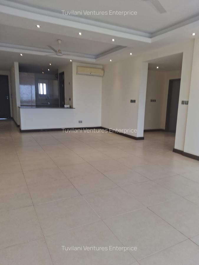 Serviced 3 Bed Apartment with En Suite at Nyali Mombasa - 16