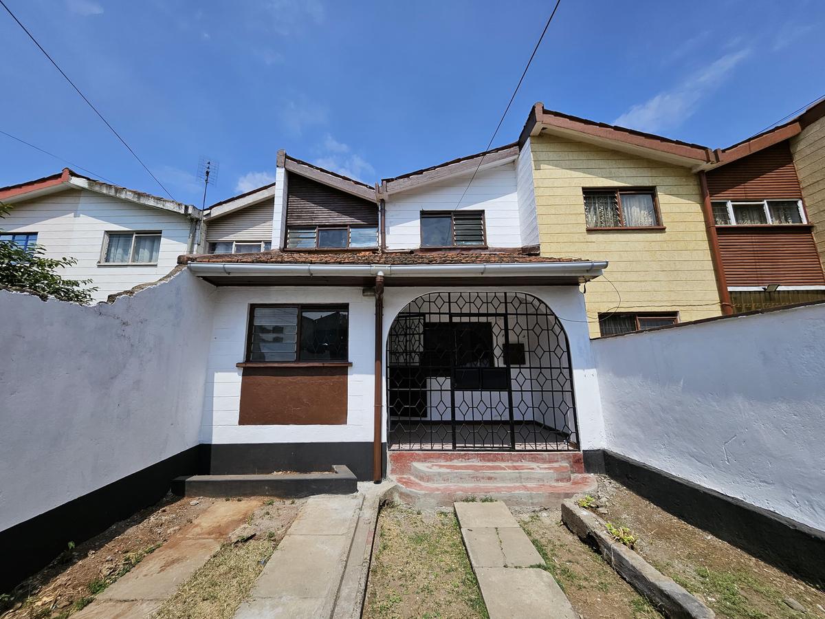 4 Bed House with Borehole in Buruburu - 1