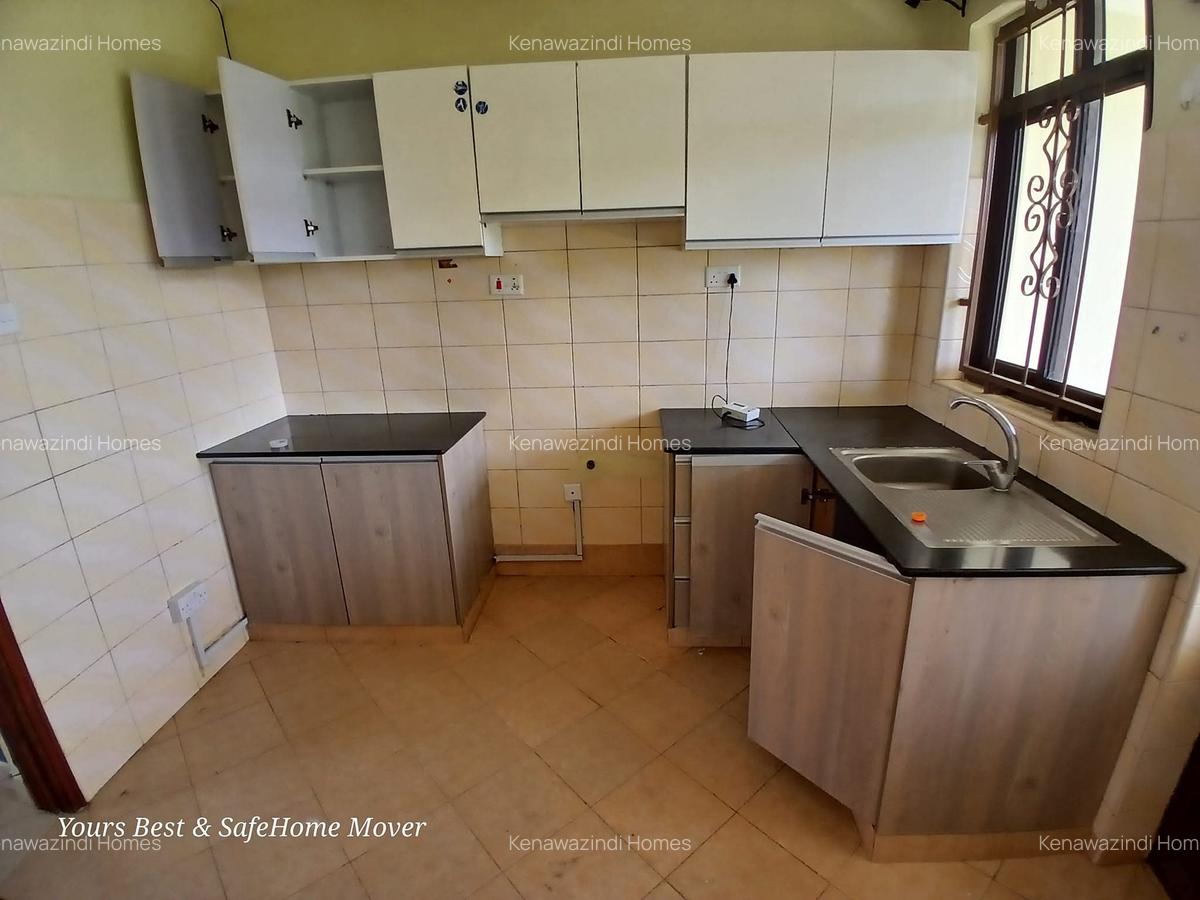 2 Bed Apartment with En Suite at Syokimau - 4