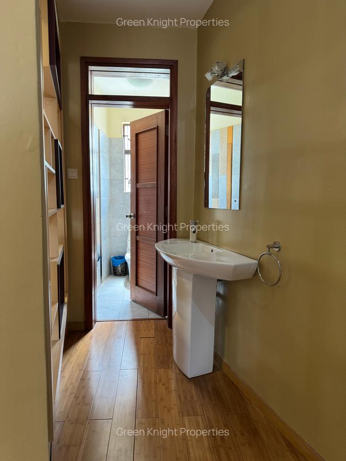 Serviced 3 Bed Apartment with En Suite in Kilimani - 10
