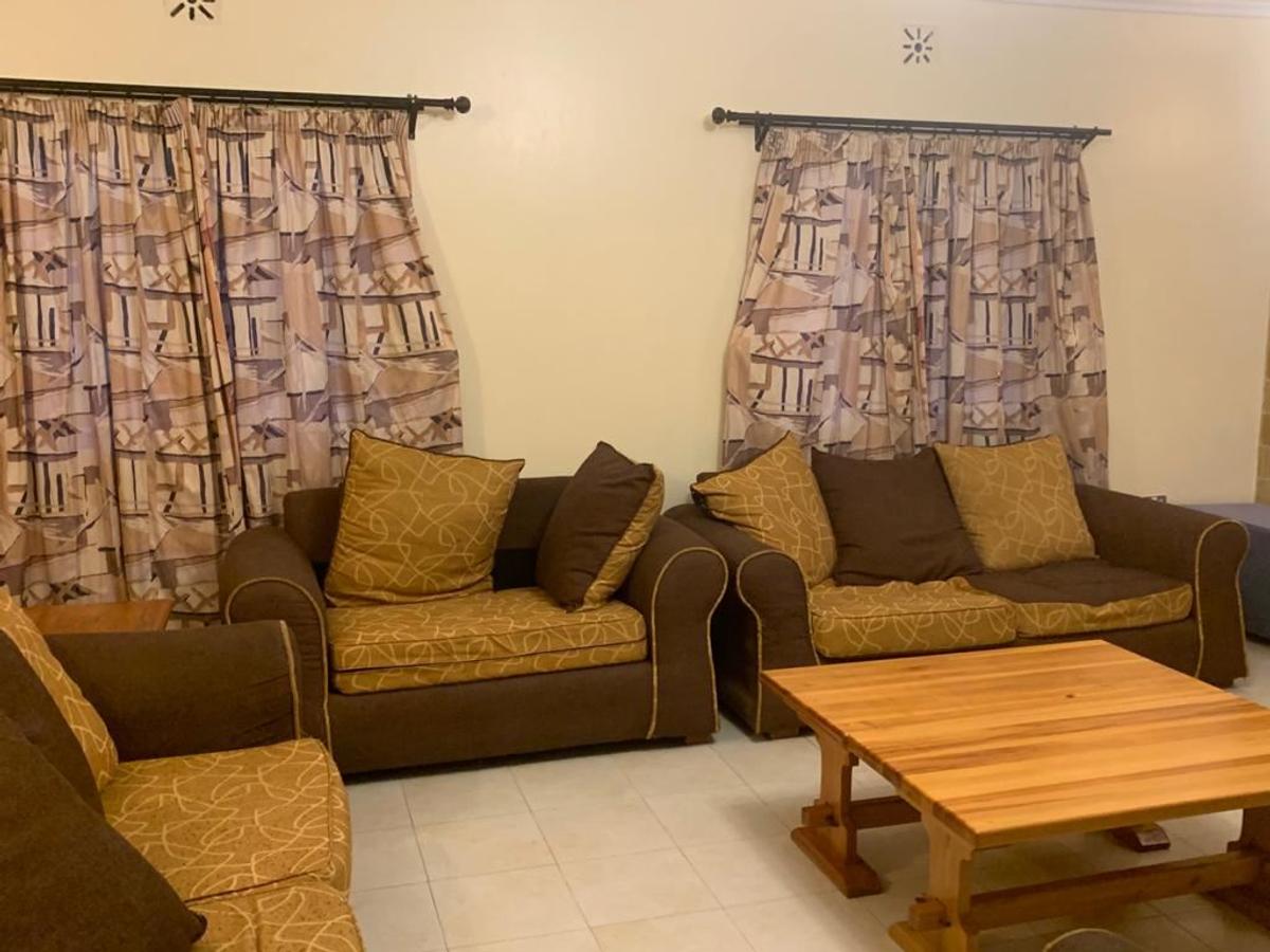 4 Bed House with En Suite at Nairobi/ Mombasa Rd Junction - 10