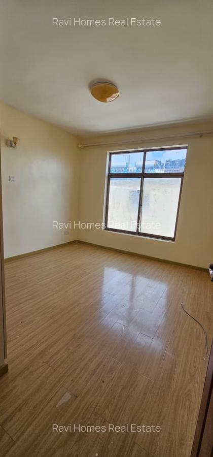 3 Bed Apartment with En Suite in Lavington - 7