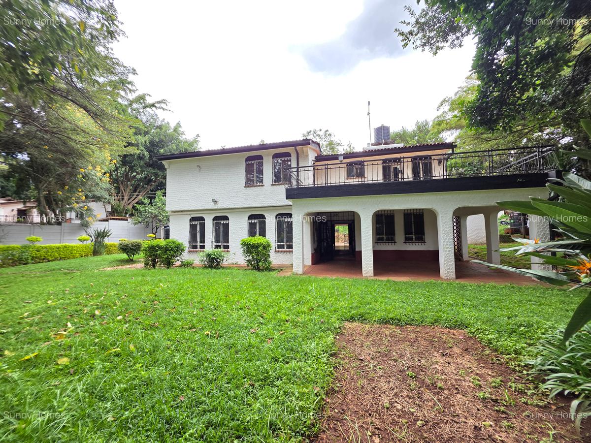 4 Bed House with En Suite at Hill View Estate - 5