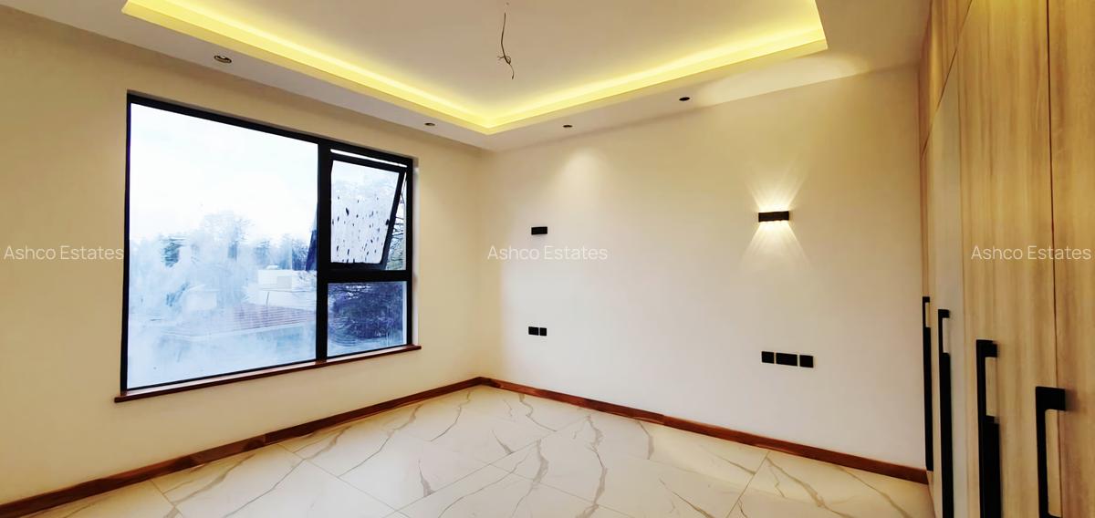 4 Bed Apartment with En Suite in Spring Valley - 12