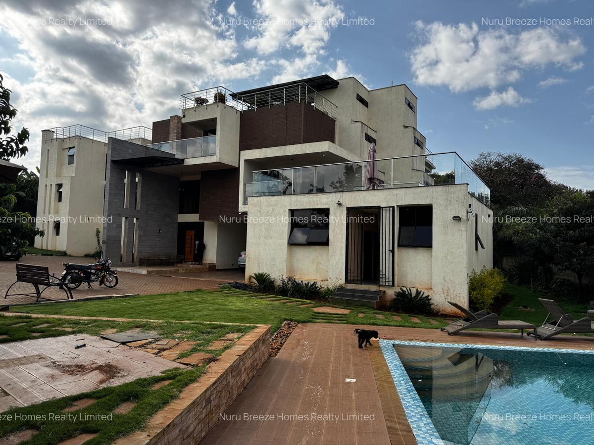 5 Bed House with En Suite in Runda - 13