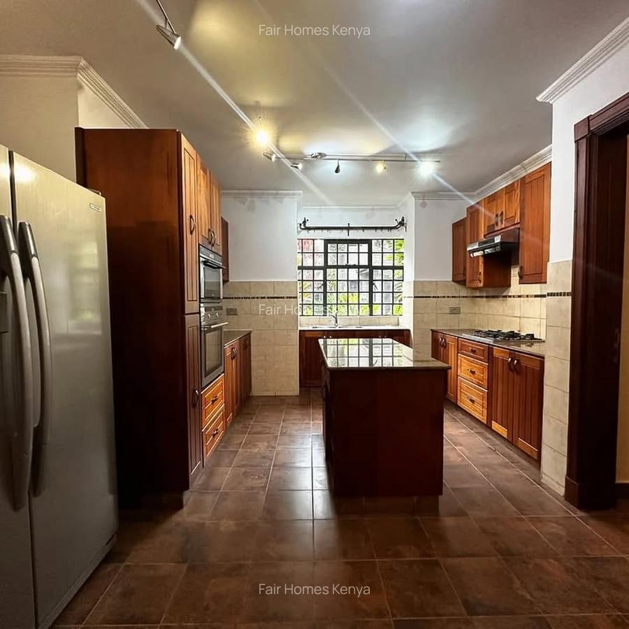 4 Bed Townhouse with En Suite at Peponi Road - 6