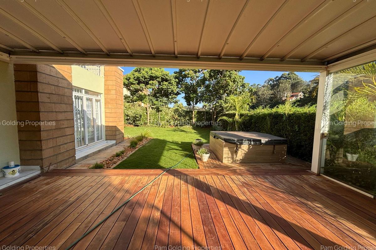 4 Bed Townhouse with En Suite in Kitisuru - 8