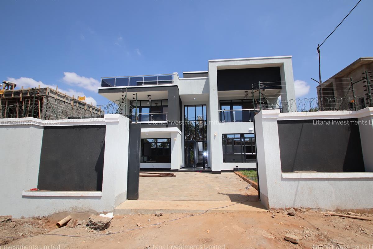 4 Bed House with En Suite in Ruiru - 2