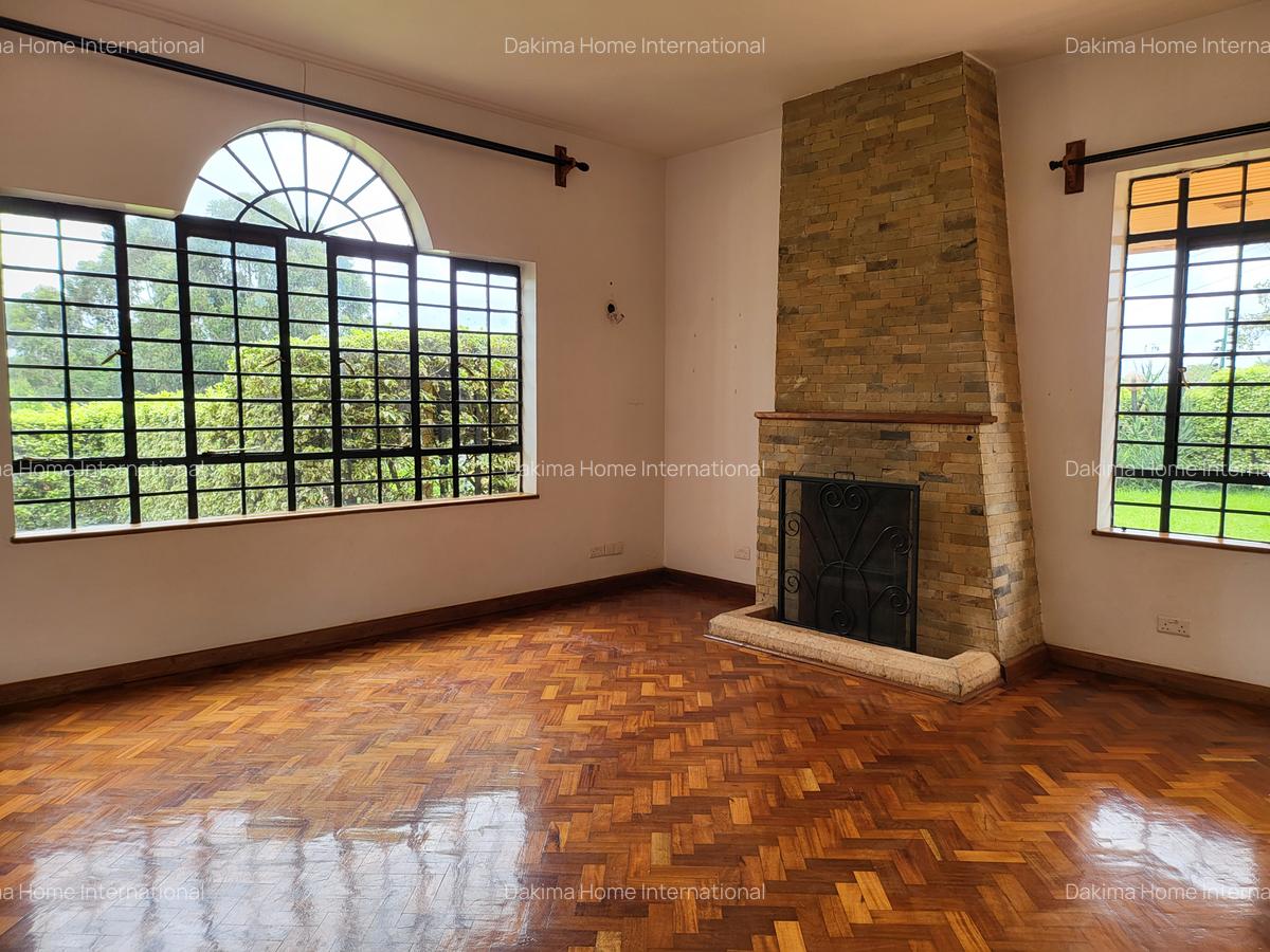 5 Bed Townhouse with En Suite at Kitisuru - 4