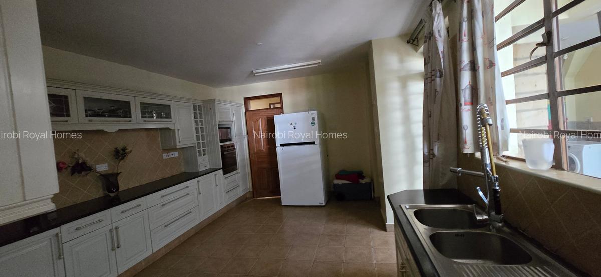 5 Bed Townhouse with En Suite at Lavington Near Kianda School - 13
