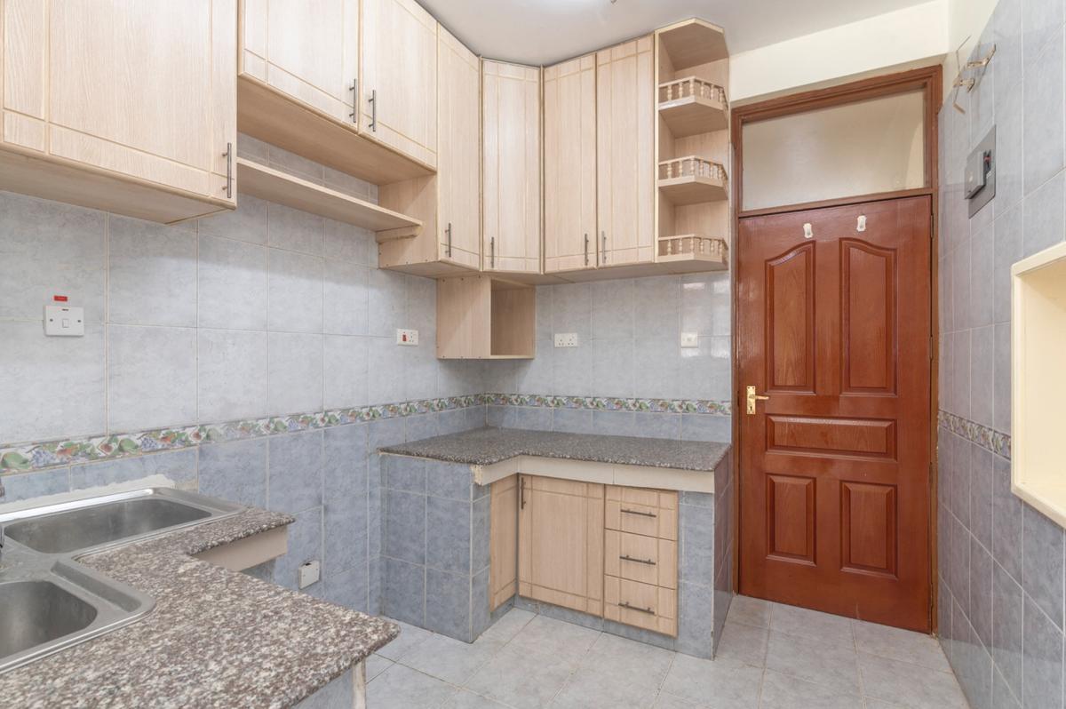 3 Bed Apartment with En Suite in Langata - 18