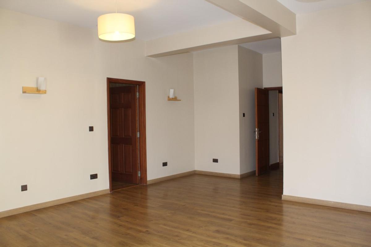 Serviced 3 Bed Apartment with En Suite at Vanga Road - 4