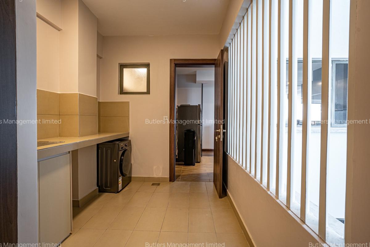 3 Bed Apartment with En Suite in Westlands Area - 9
