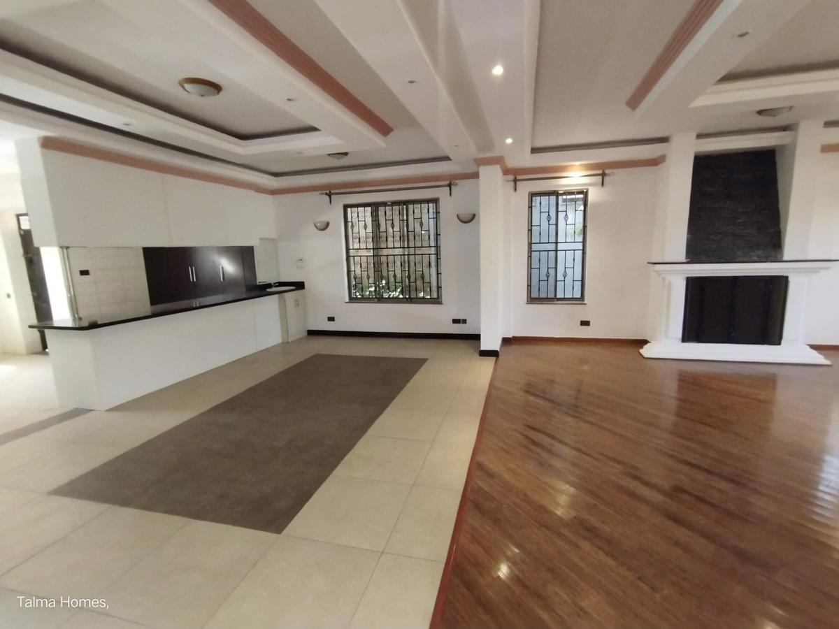 4 Bed Townhouse with En Suite at Eldama Ravine Road - 16