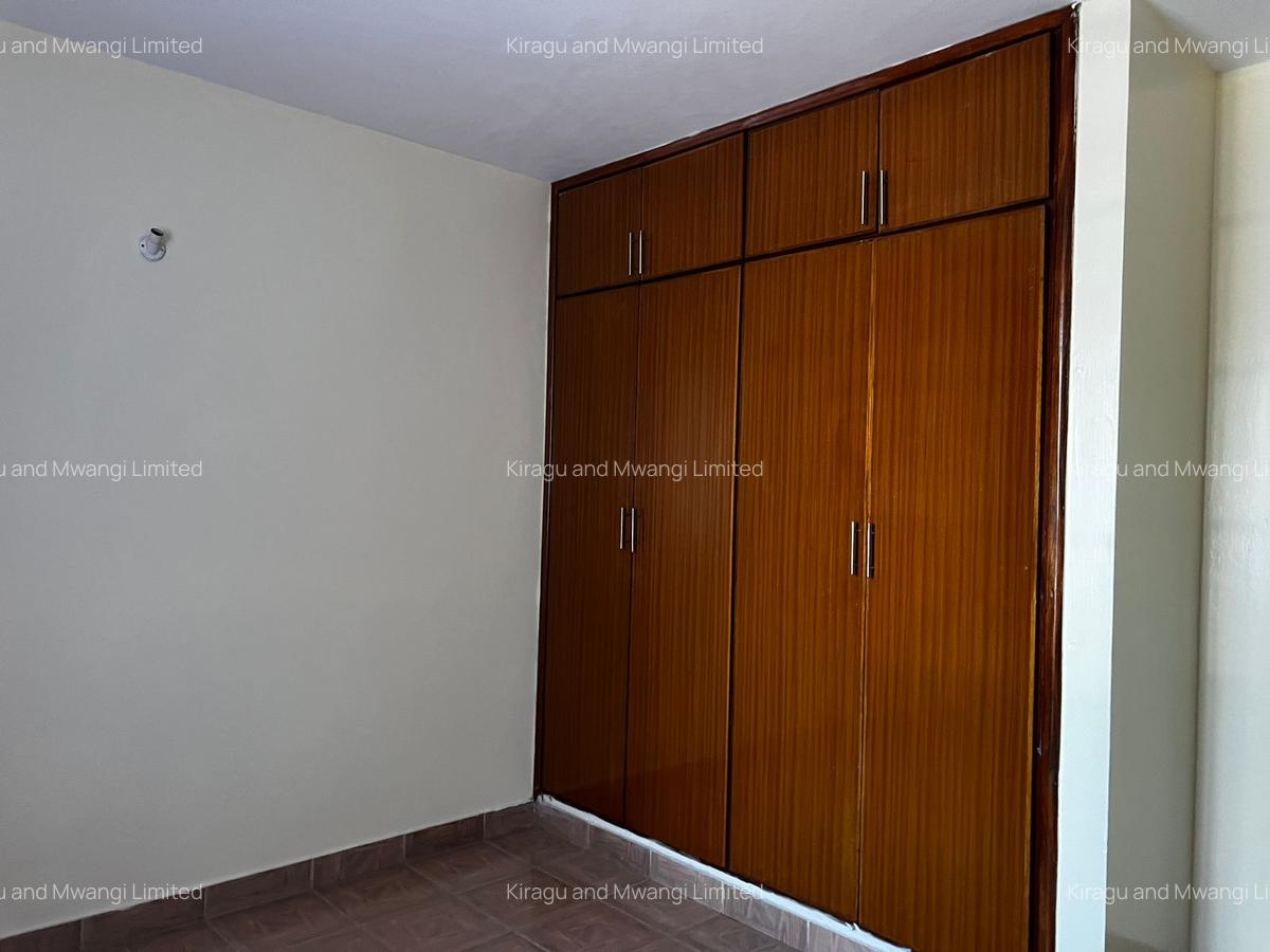 2 Bed Apartment with En Suite at Woodlands Road - 5