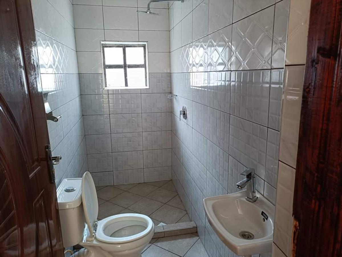 3 Bed House with En Suite in Runda - 16