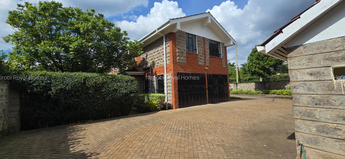 5 Bed House with En Suite at Runda Road - 5