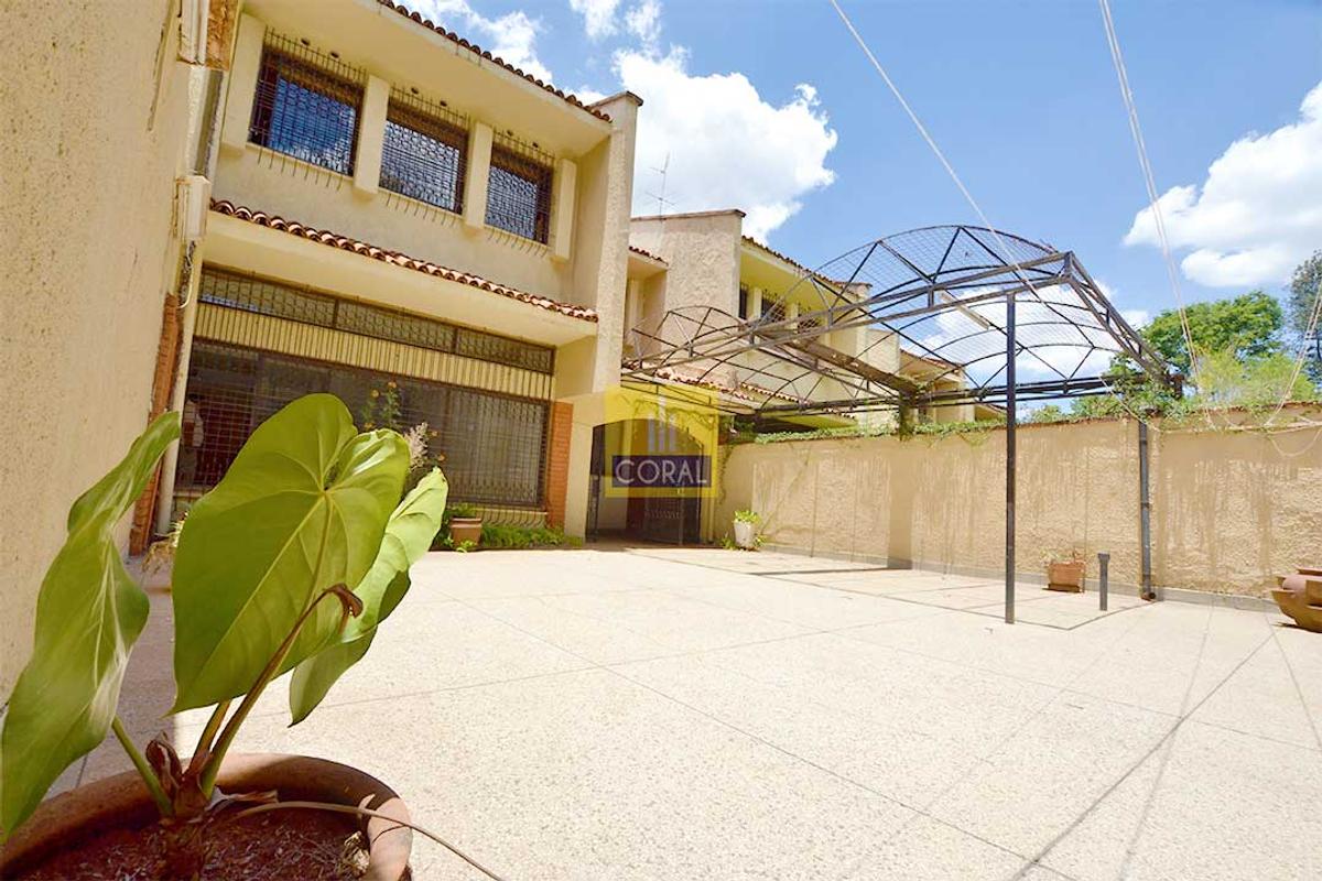 5 Bed House with Garden in Westlands Area - 14