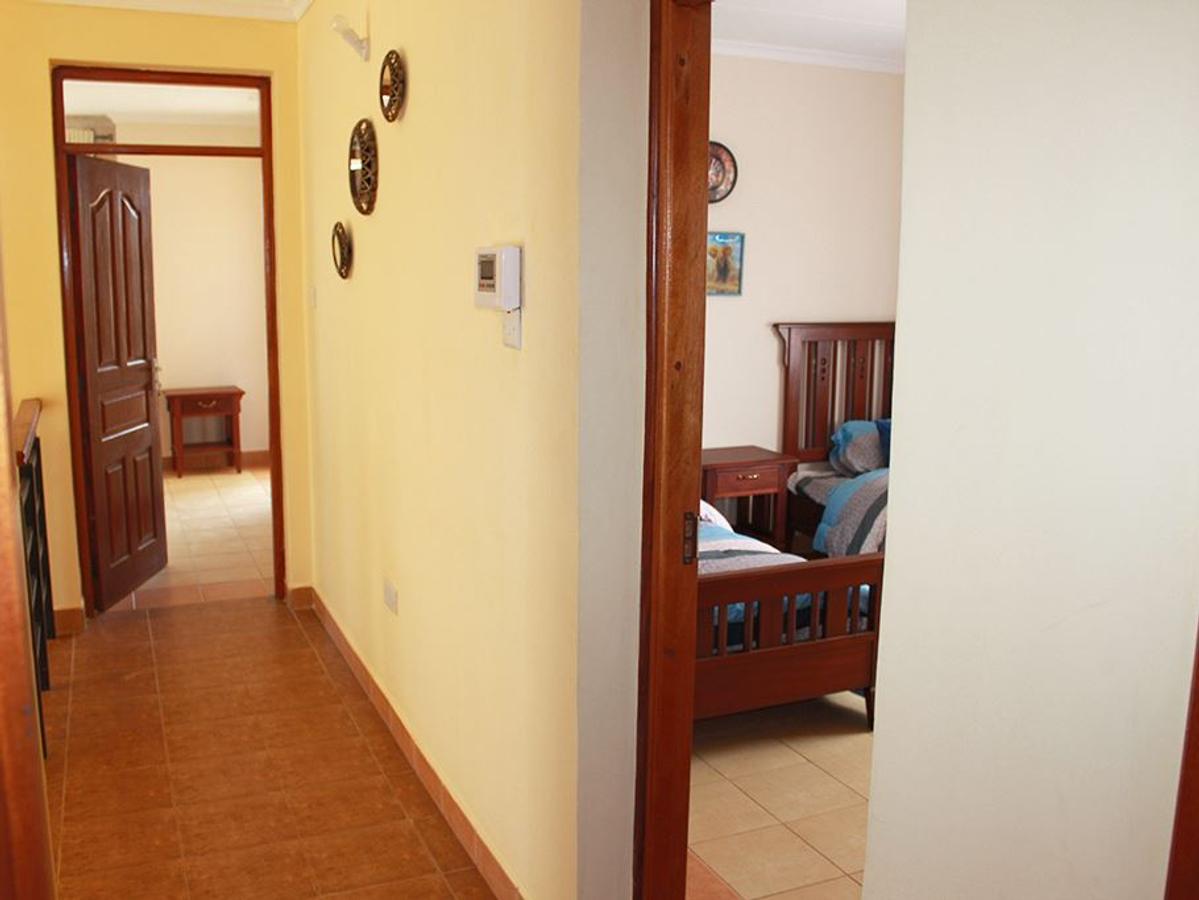 3 Bed House with En Suite in Kitengela - 11