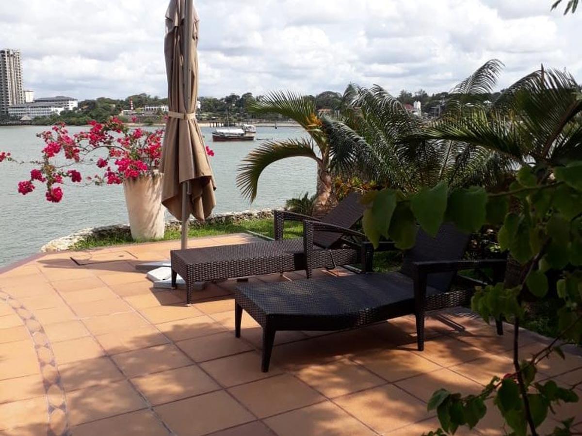 Furnished 3 Bed Apartment with Swimming Pool in Nyali Area - 13