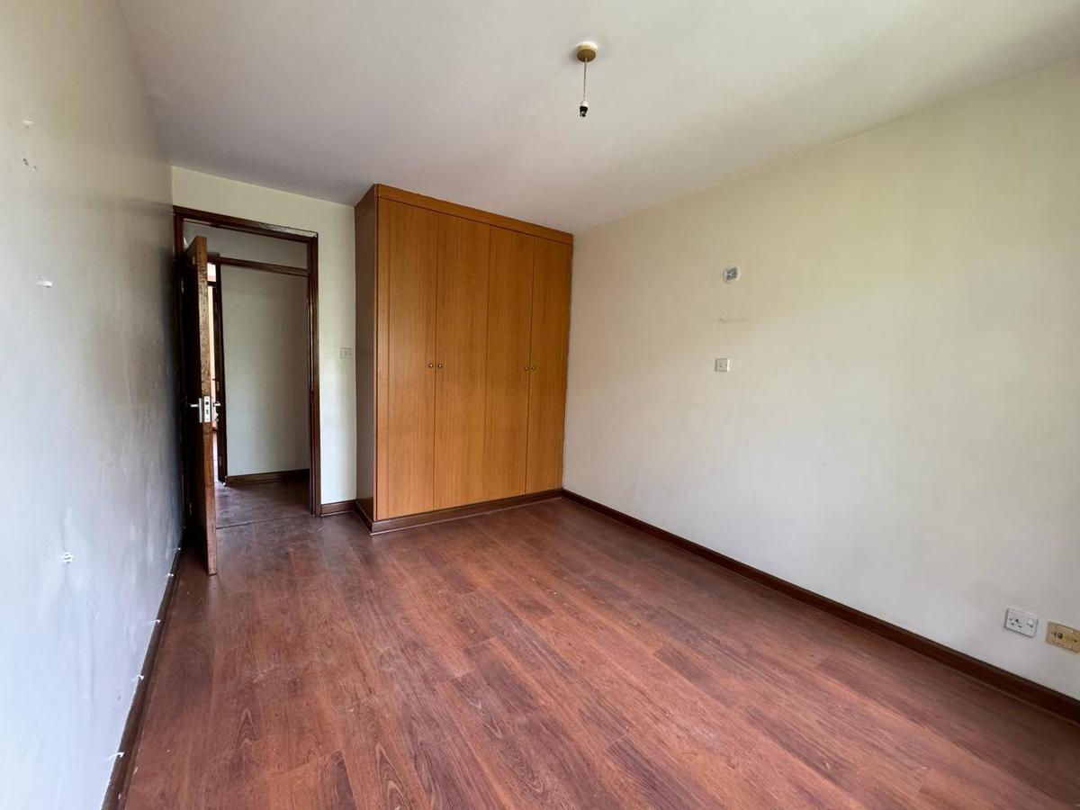 3 Bed Apartment with En Suite in Kileleshwa - 4