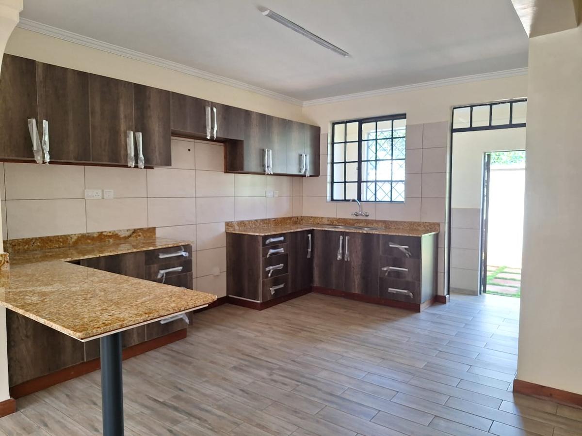 4 Bed Townhouse with En Suite in Ruiru - 7